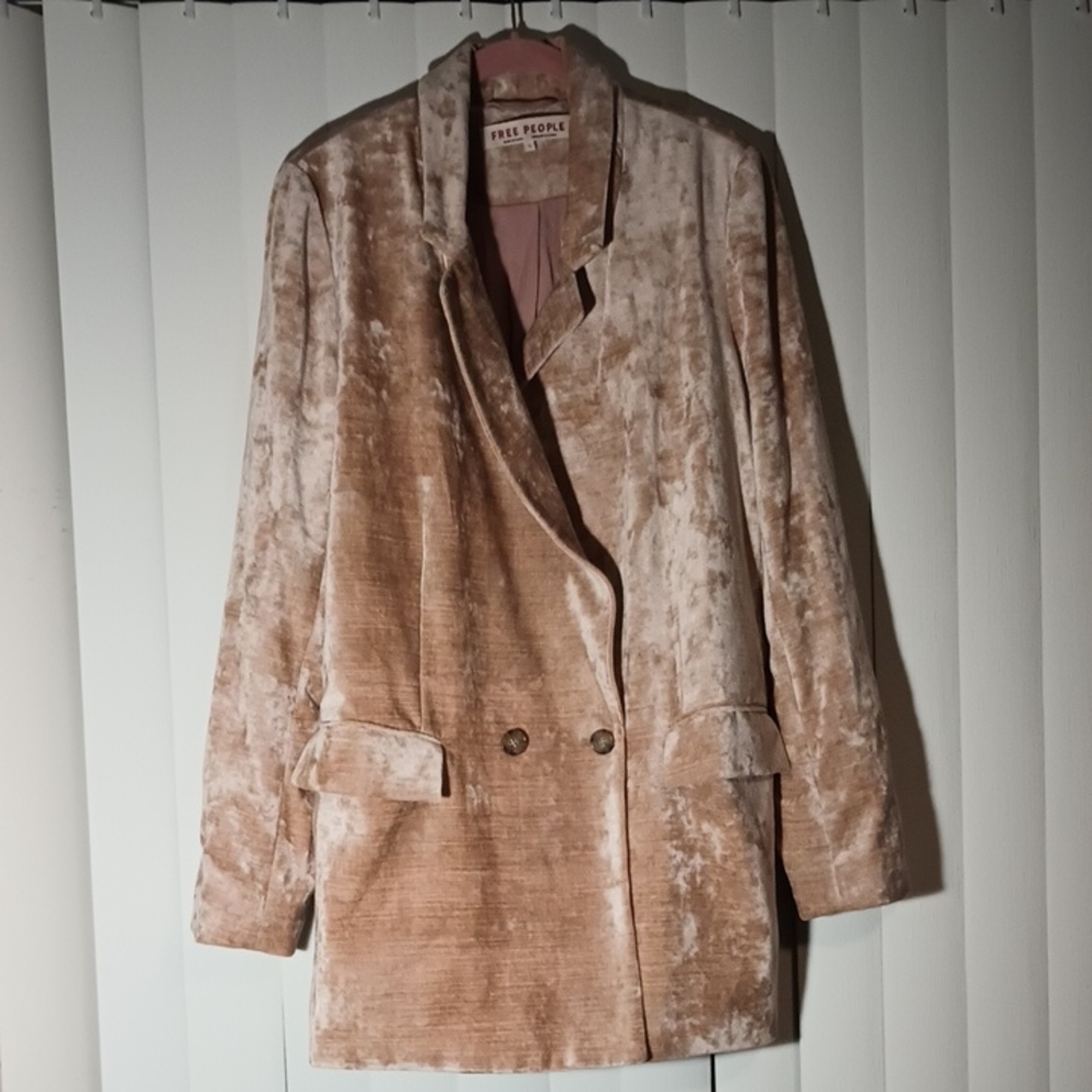 Free People Uptown Girl Velvet Blazer (Large)